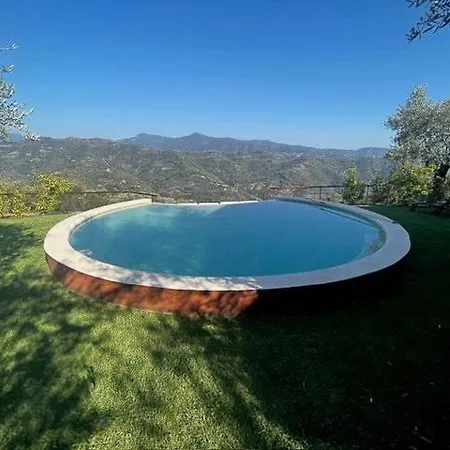 Stone Among Olive Groves In Liguria بيت للعطل